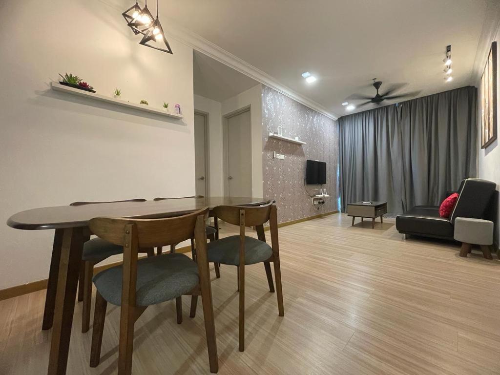 Appartement The Wave - Kota Laksamana -- Pool View -- 6 Pax à Malacca Extérieur photo